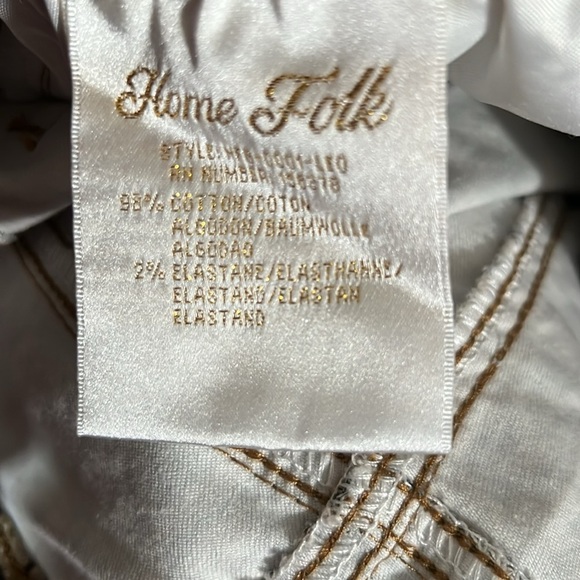 Home Folk Women’s Embroidered Floral Bootcut Jeans - Picture 11 of 12